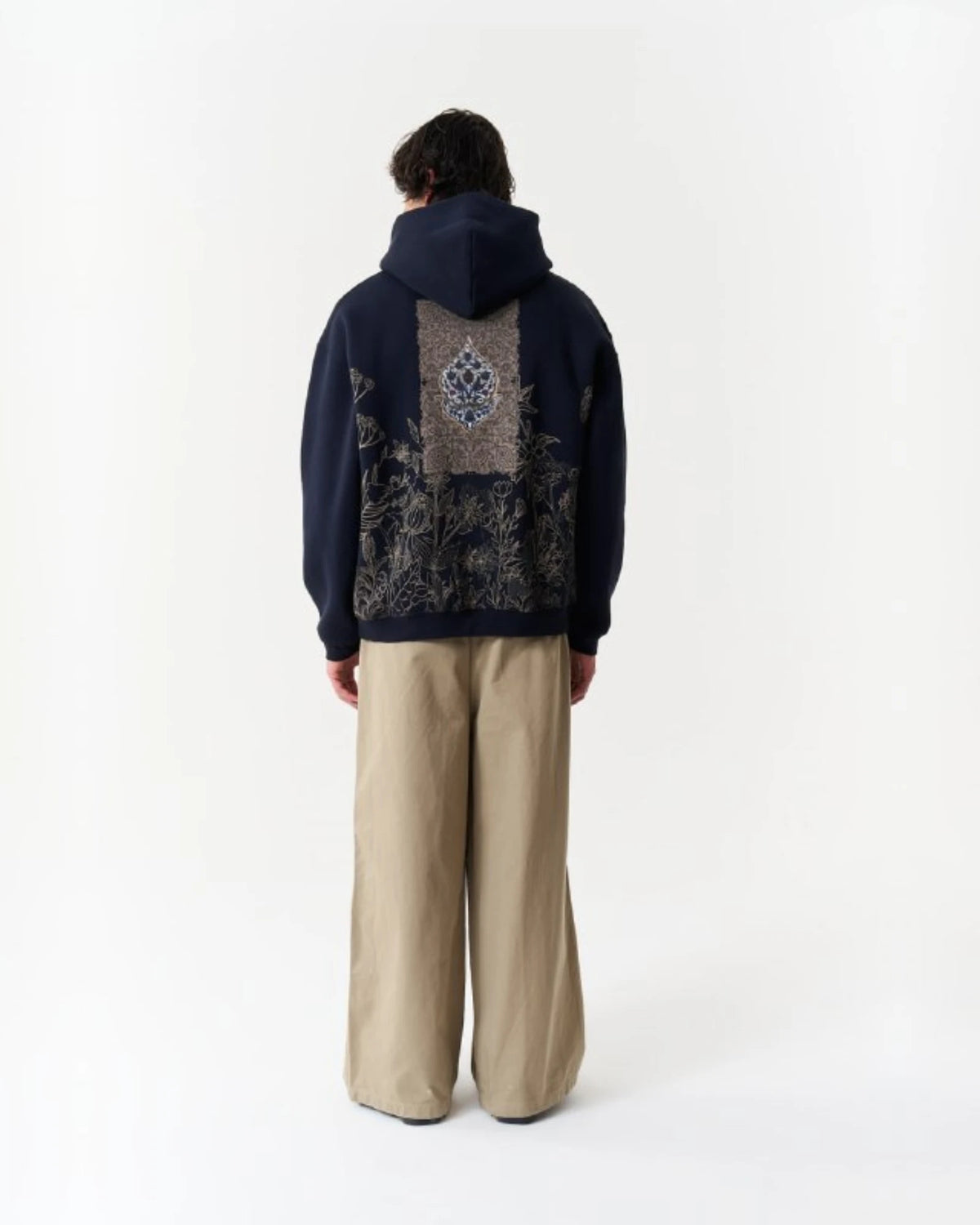 Ornament Patchwork Art Oversized Hoodie in navy, photo 3