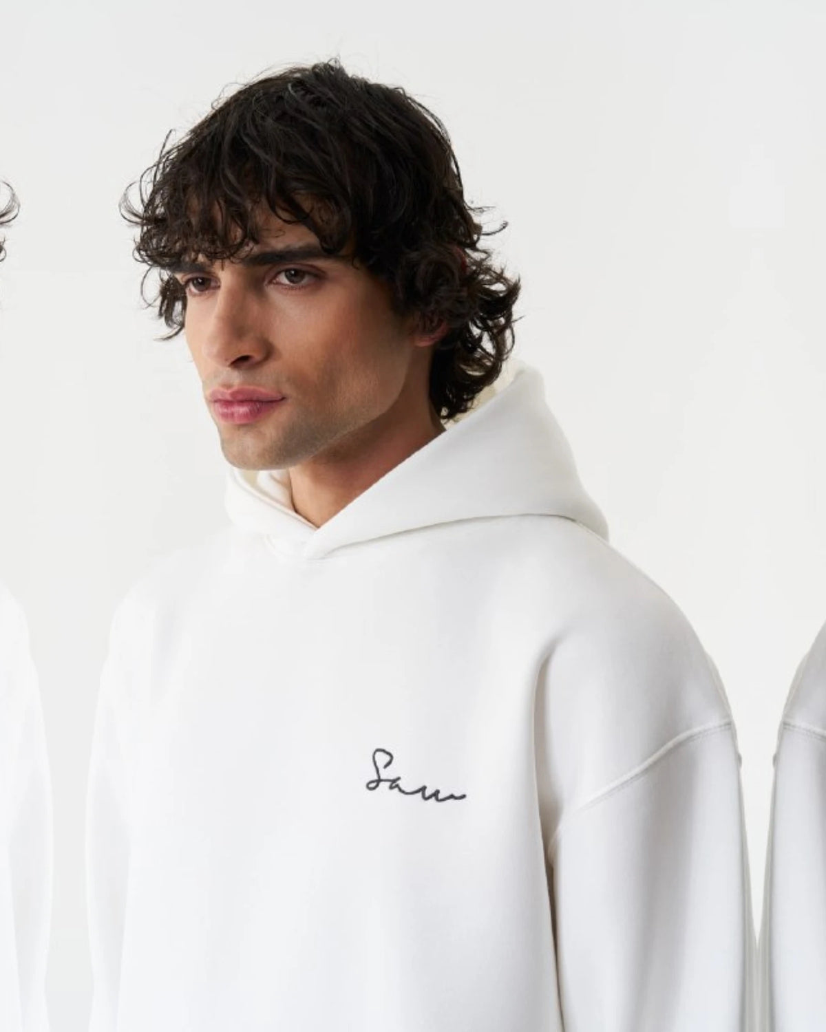 Ornament Patchwork Art Oversized Hoodie in white, photo 2