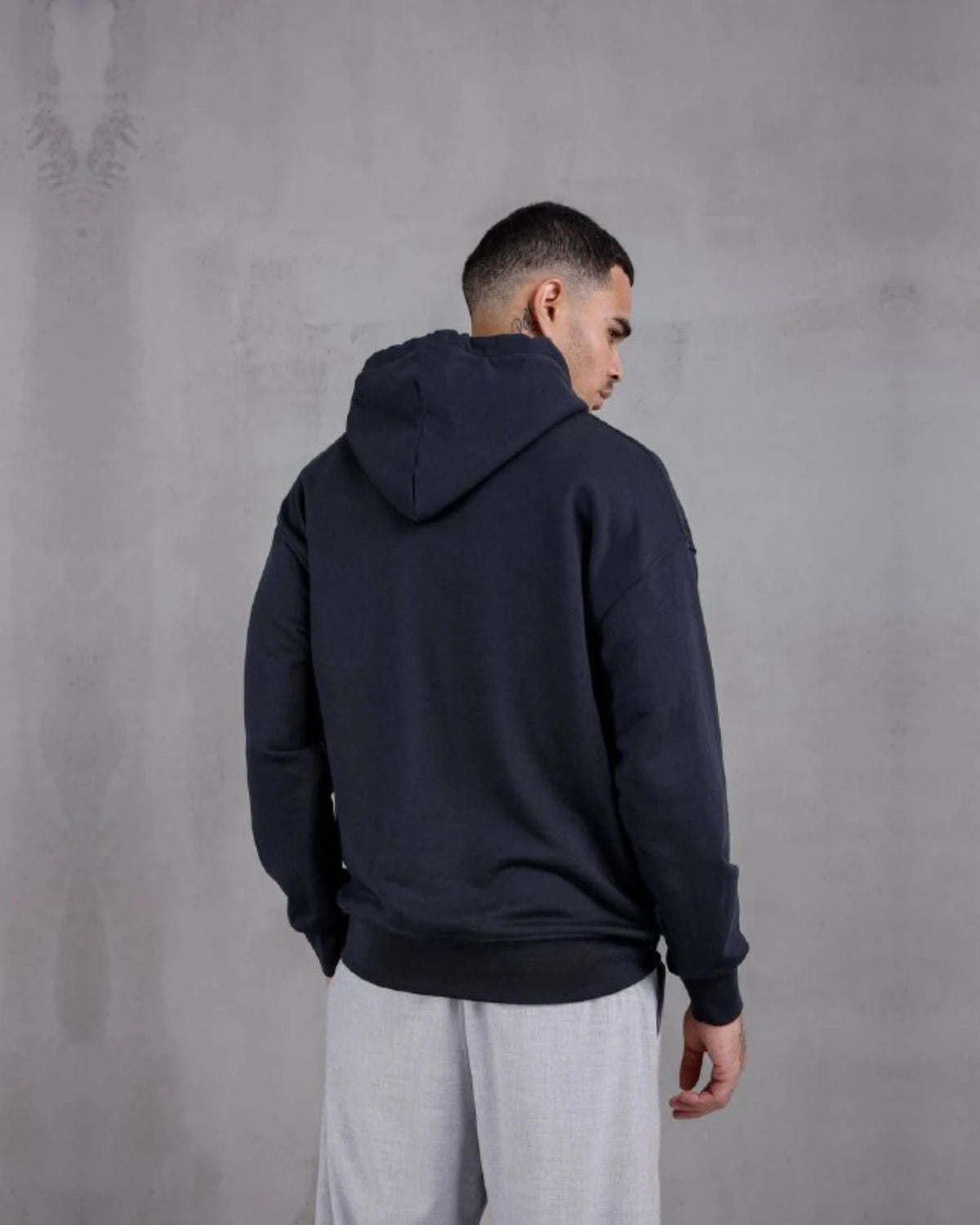 Oversized 3-Thread Hoodie in navy, photo 2