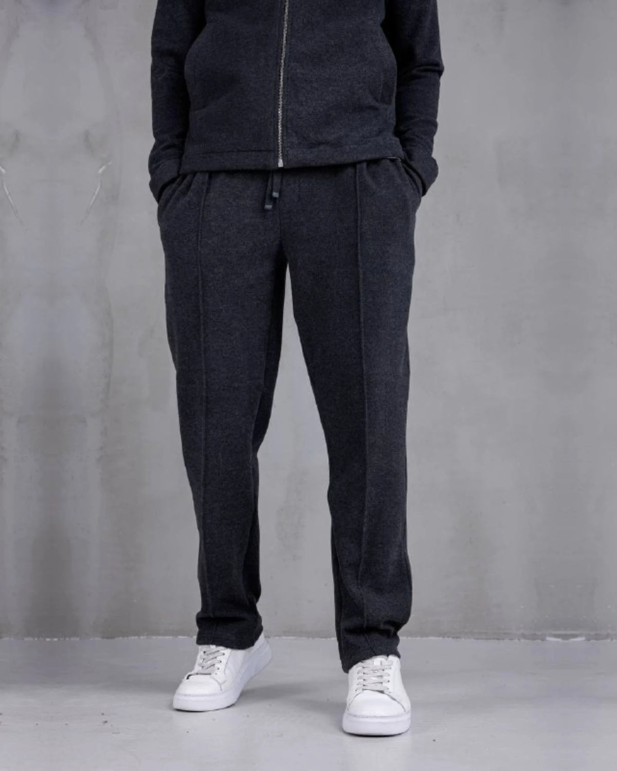 Piqué Knit Mock Neck Zip Sweatshirt in anthracite, photo 3