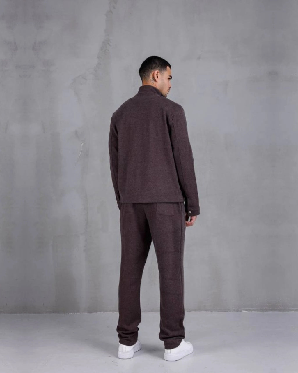 Pleated Piqué Knit Baggy Sweatpants in brown, photo 2