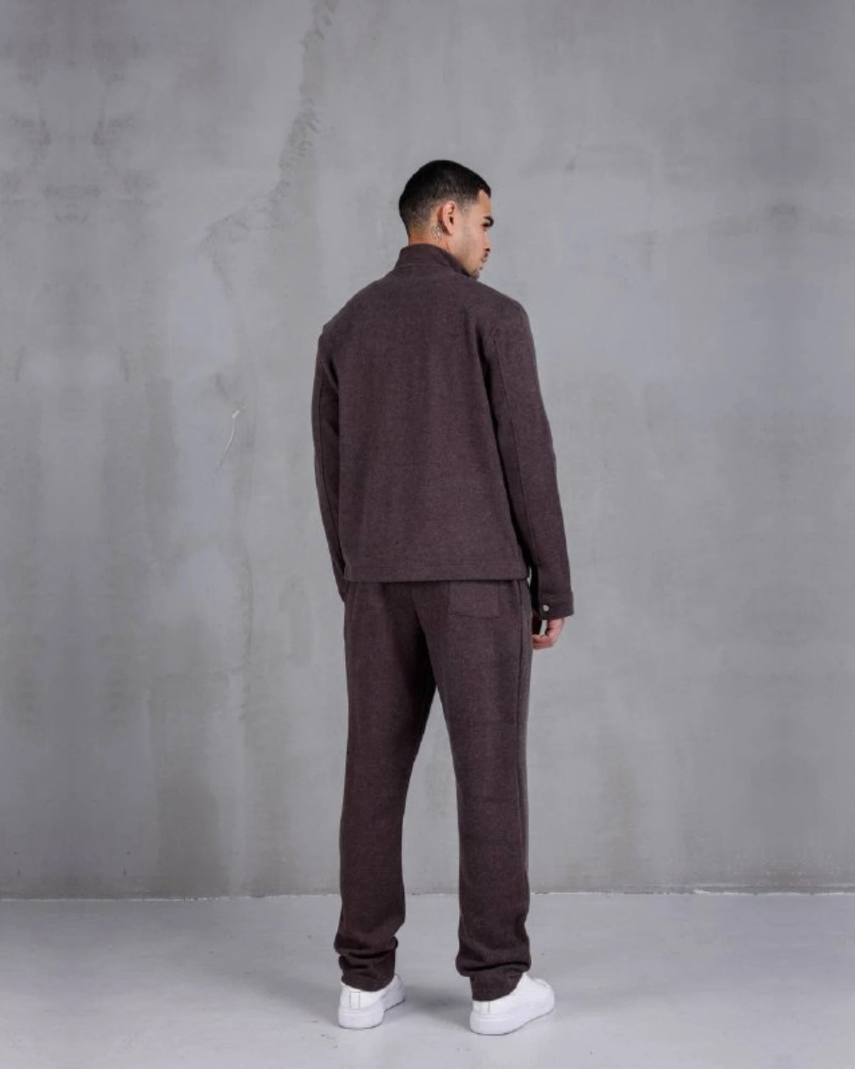 Pleated Piqué Knit Baggy Sweatpants in brown, photo 2