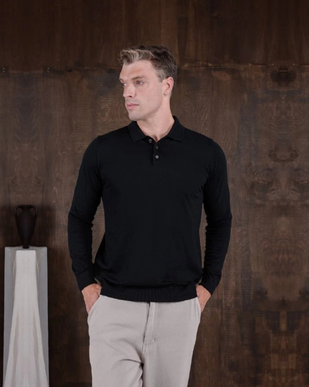Polo Collar Fine Knit Sweater in black, photo 2