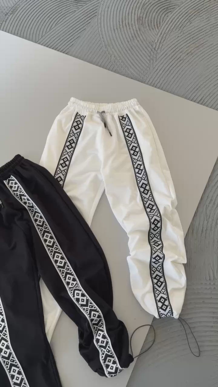 Unisex Cotton Joggers with Side Pattern / Black Streetwear Pants.