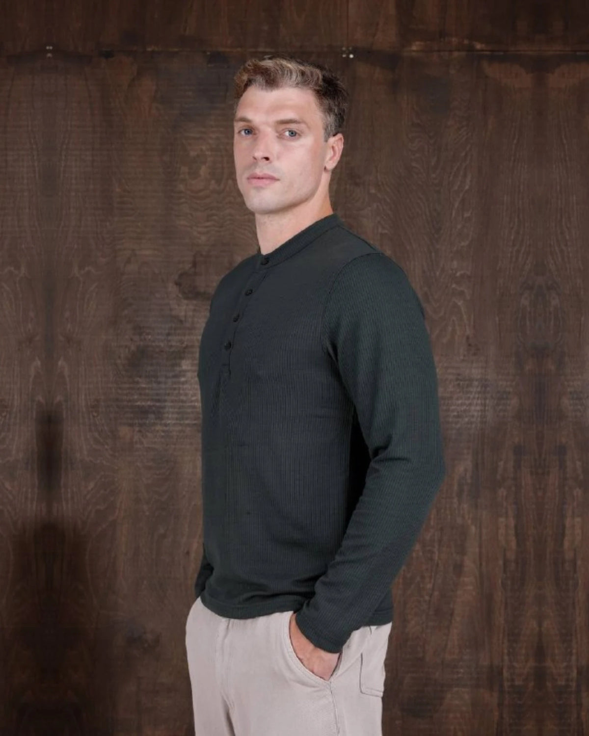 Ribbed Henley Sweatshirt in green, photo 1
