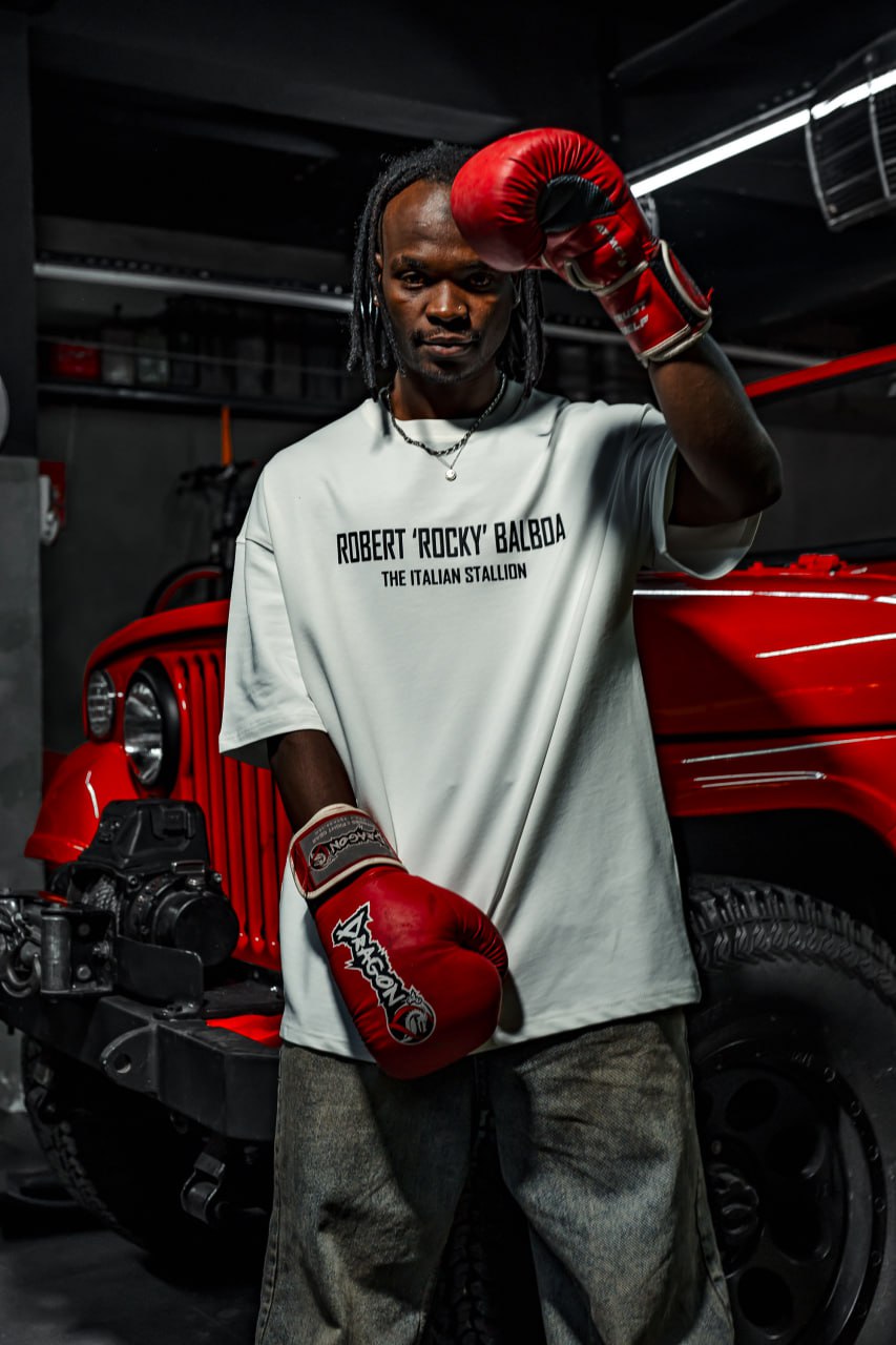 Champion's Spirit Men's Graphic Tee – Oversized Boxing-Inspired Streetwear