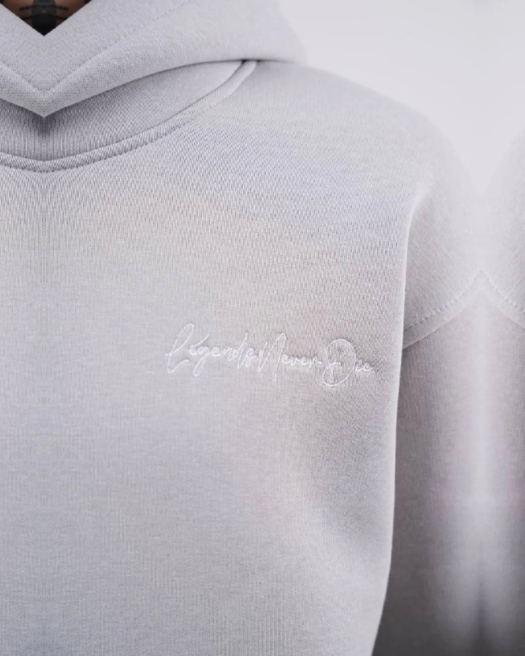 Sabr Arabic Calligraphy Oversized Hoodie in light gray, photo 6