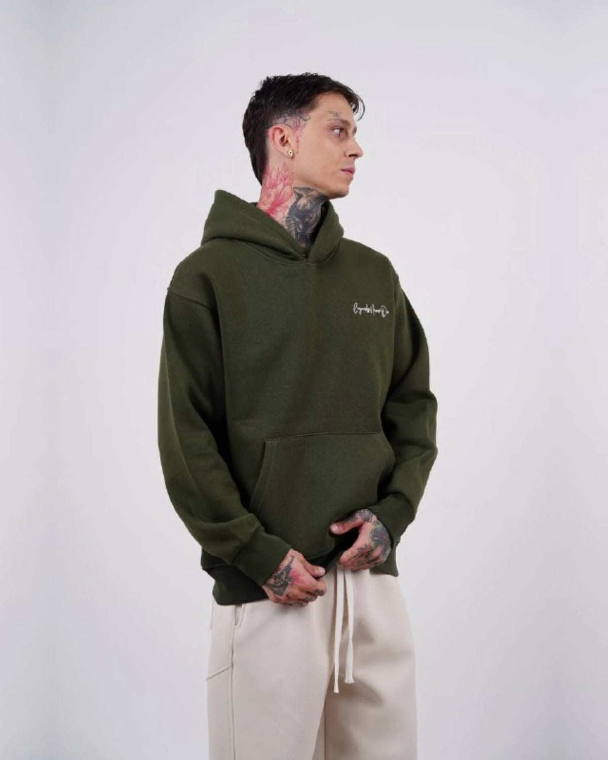 Sabr Arabic Calligraphy Oversized Hoodie in olive green, photo 3