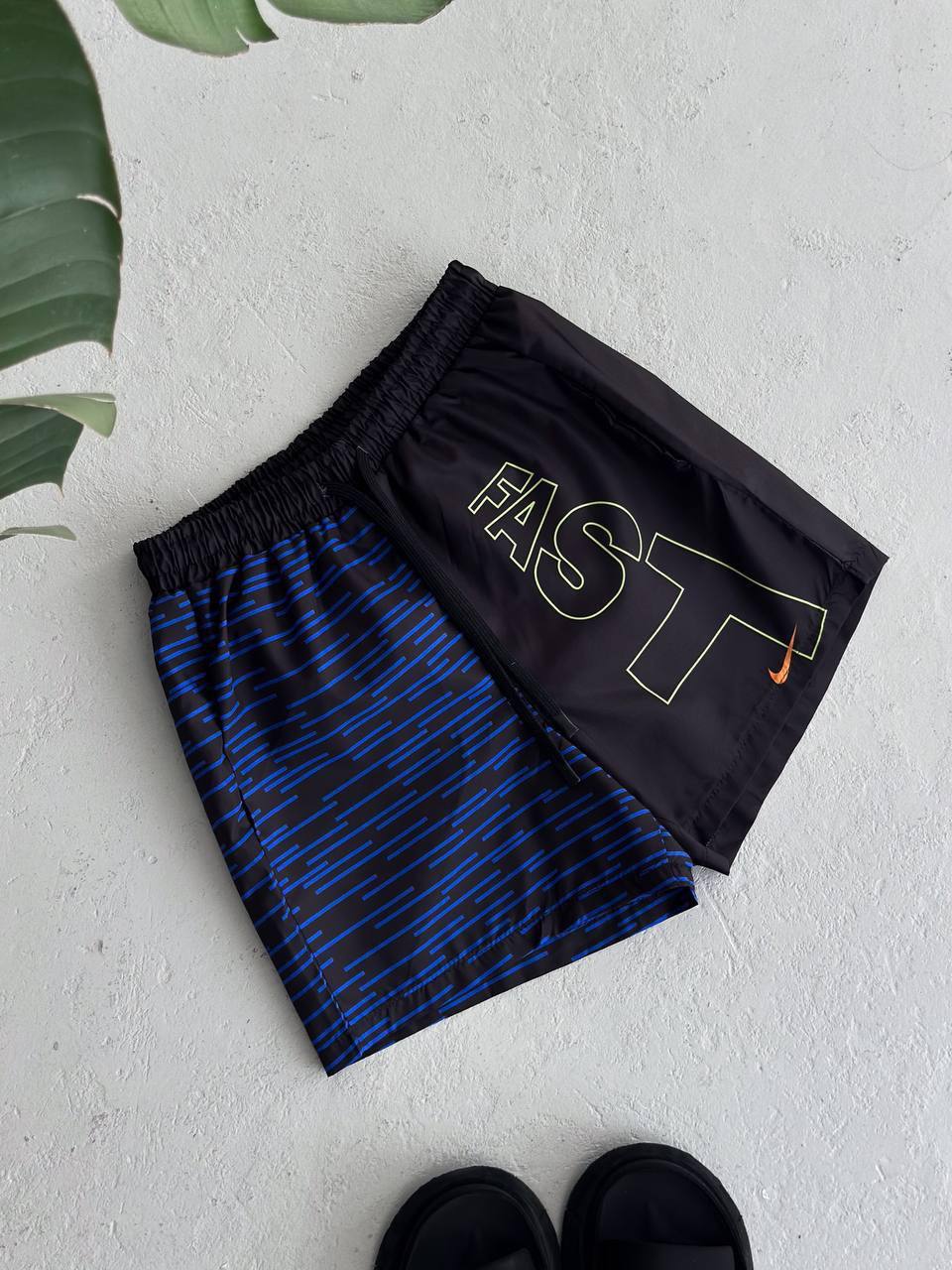 Urban Edge Split Design Men's Shorts – Dual-Tone Street Style with "FAST" Print