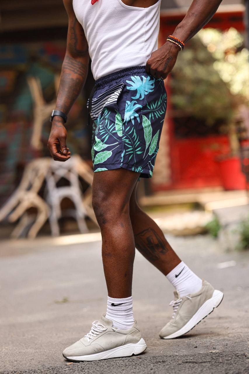 Oceanic Bloom Quick-Dry Men's Shorts – Tropical Print Performance for Summer Days