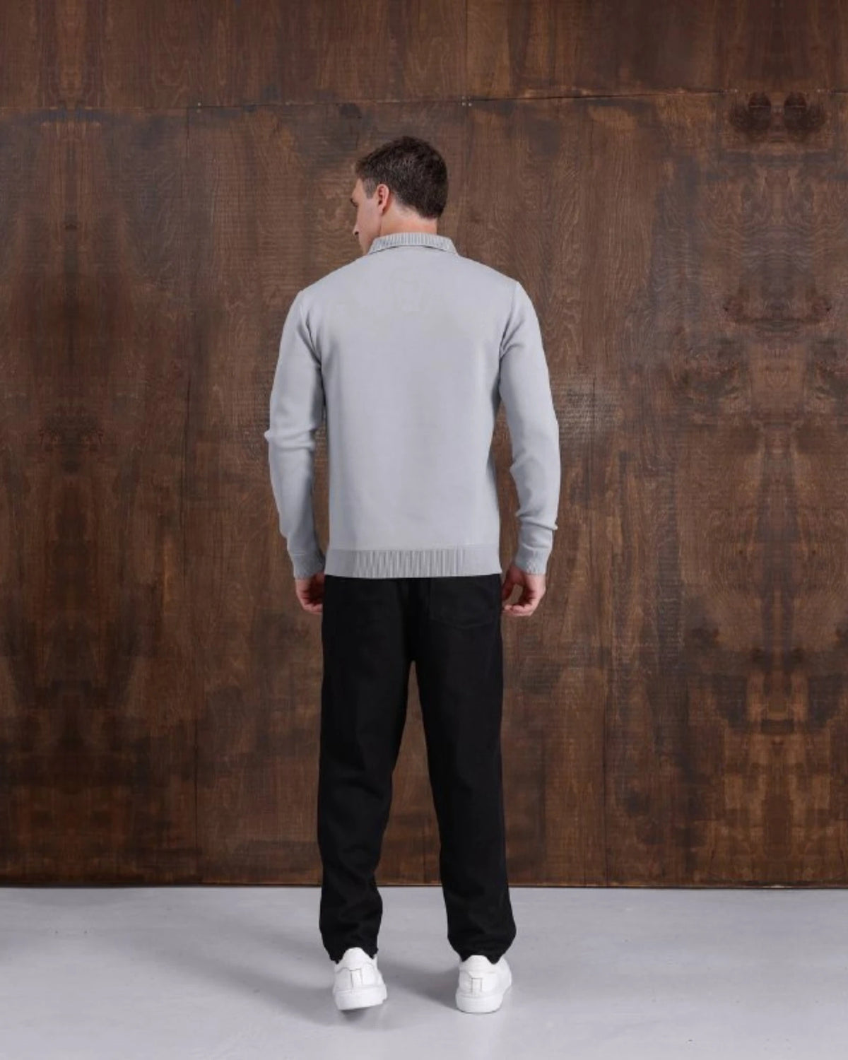 V-Placket Polo Collar Fine Knit Sweater in gray, photo 2