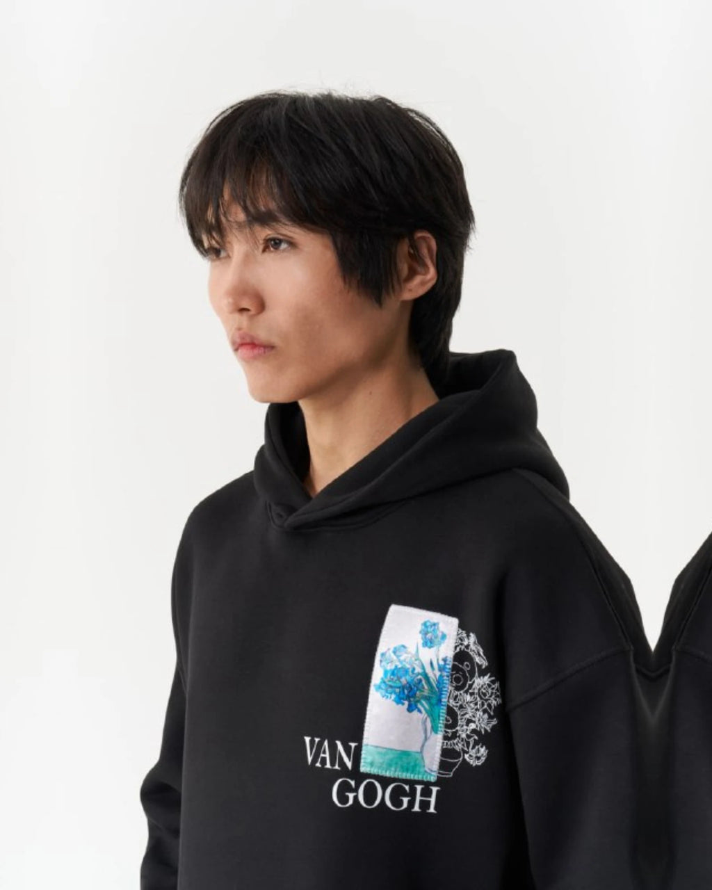 Van Gogh Irises Art Oversized Hoodie in black, photo 2