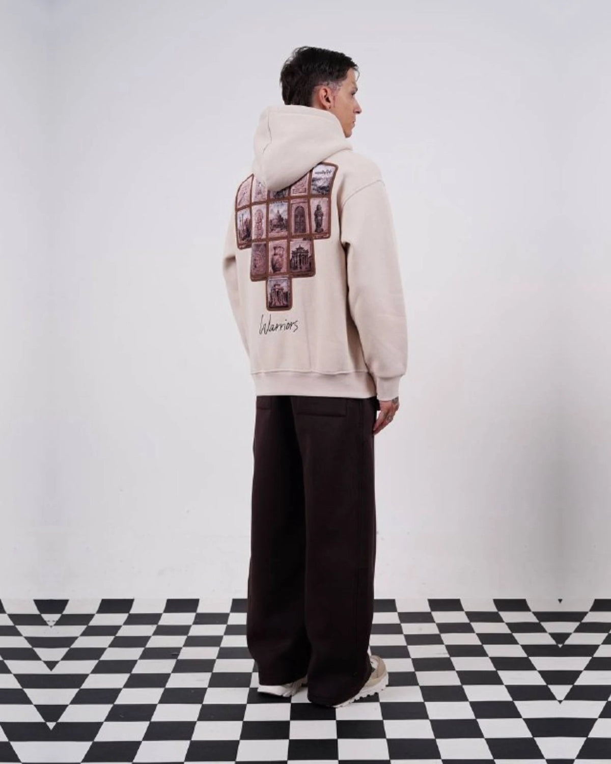 Warriors oversized hoodie with ancient history patchwork back in beige, photo 5