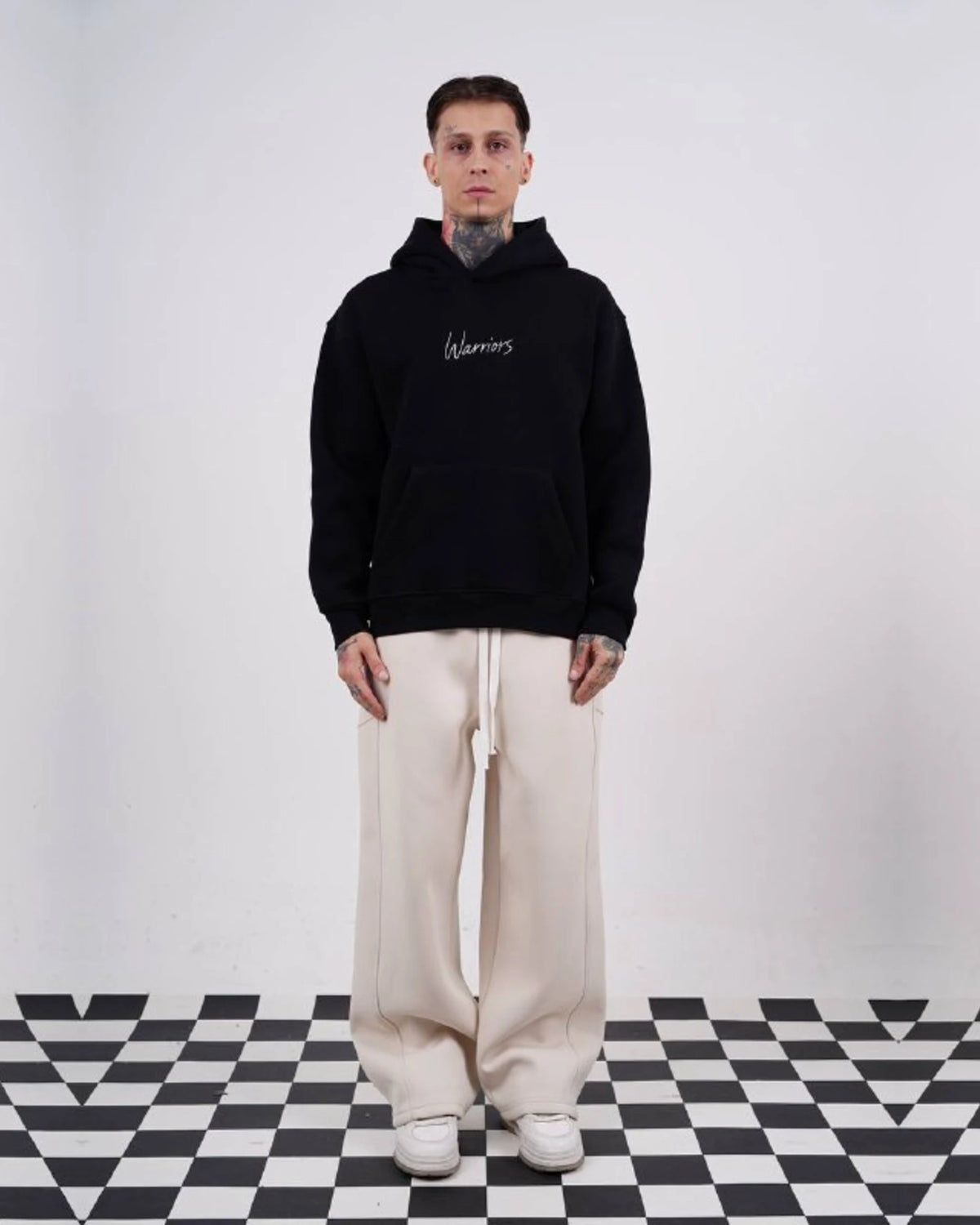 Warriors oversized hoodie with ancient history patchwork back in black, photo 4