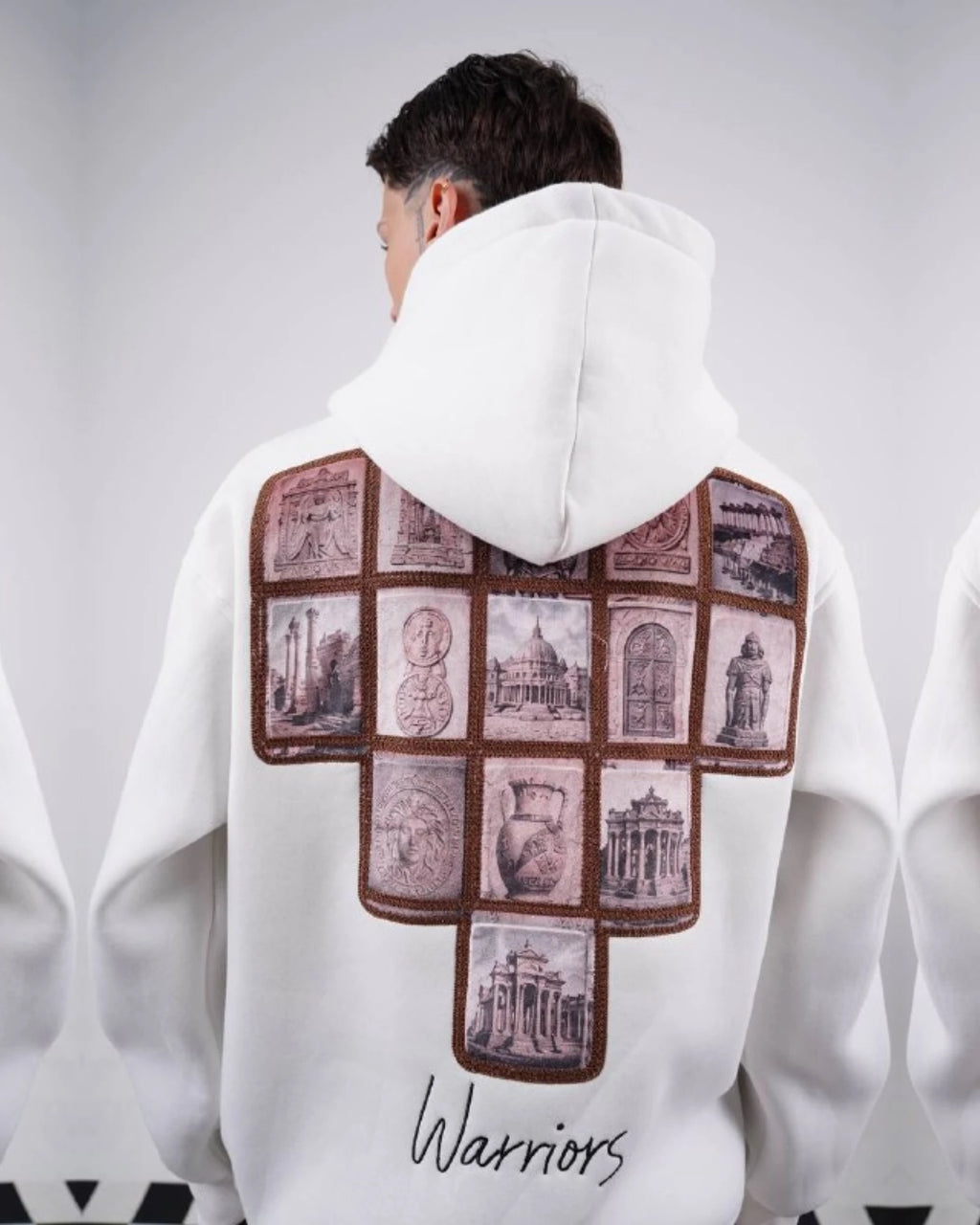 Warriors oversized hoodie with ancient history patchwork back in white, photo 3