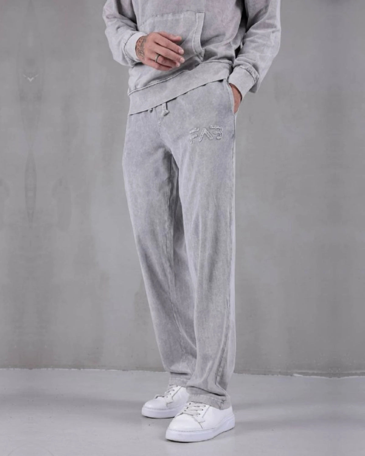 Washed Embroidered Baggy Sweatpants in gray, photo 3