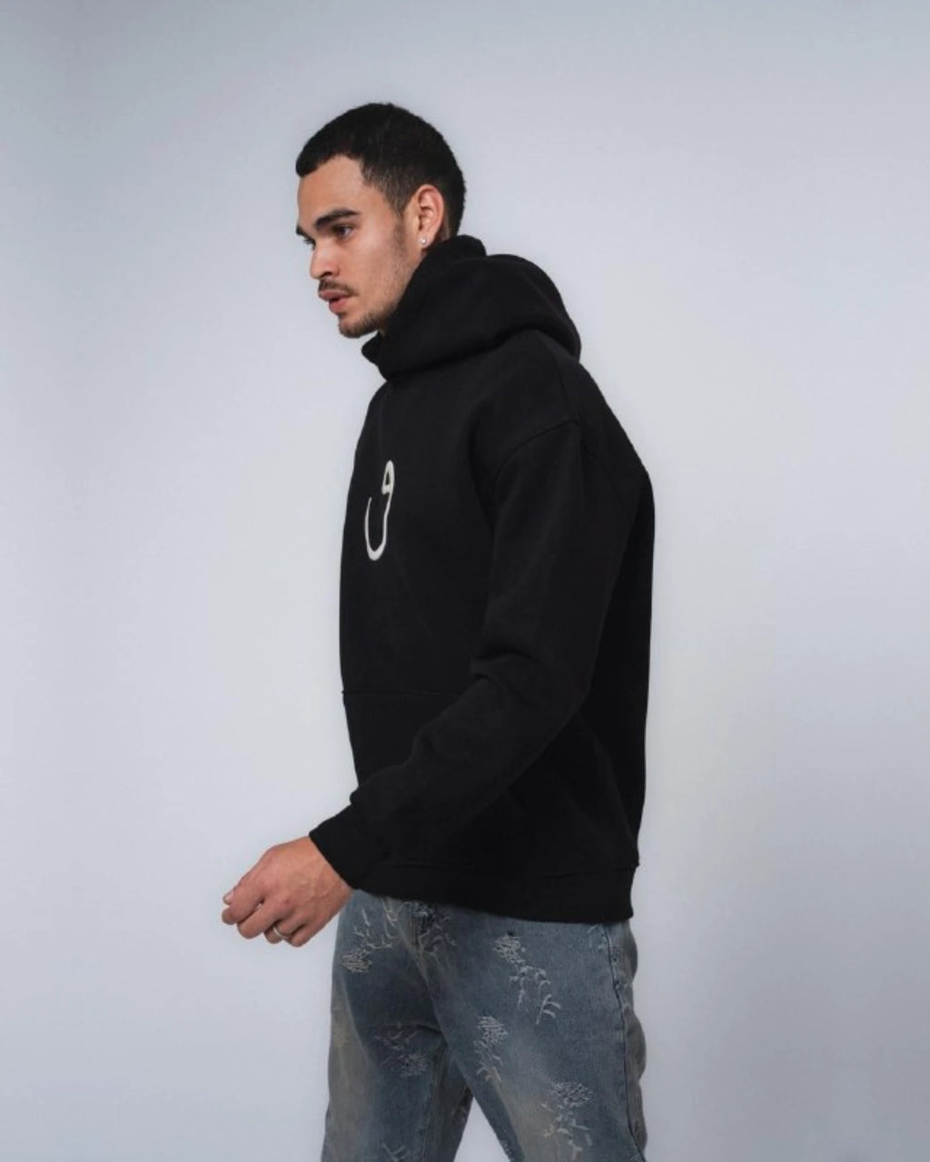 Waw Arabic Letter Hoodie in black, photo 4