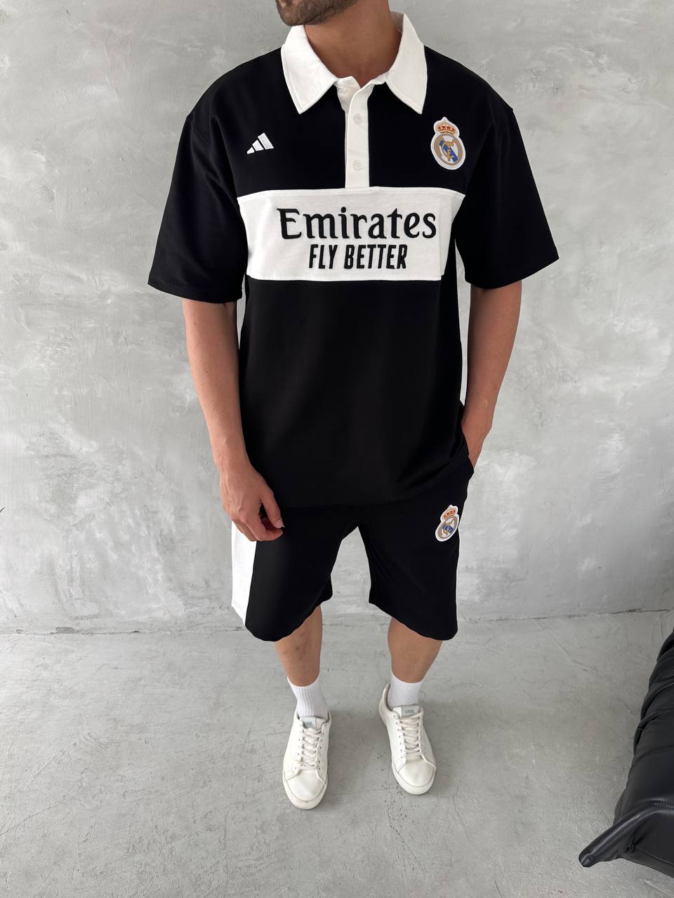Elite Club Style Men's Polo & Shorts Set – Tailored Athletic Look with Crest Detail